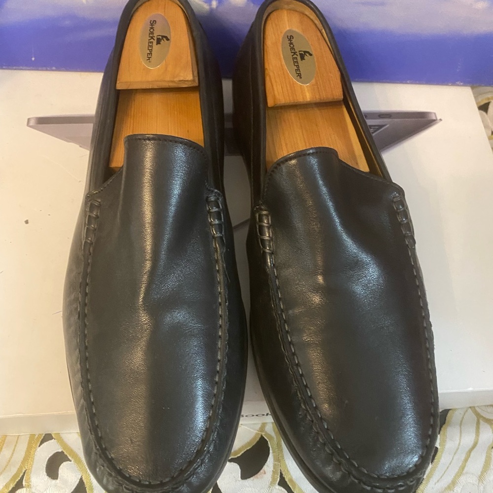 Johnson & Murphy black moccasins (Court Venetian)